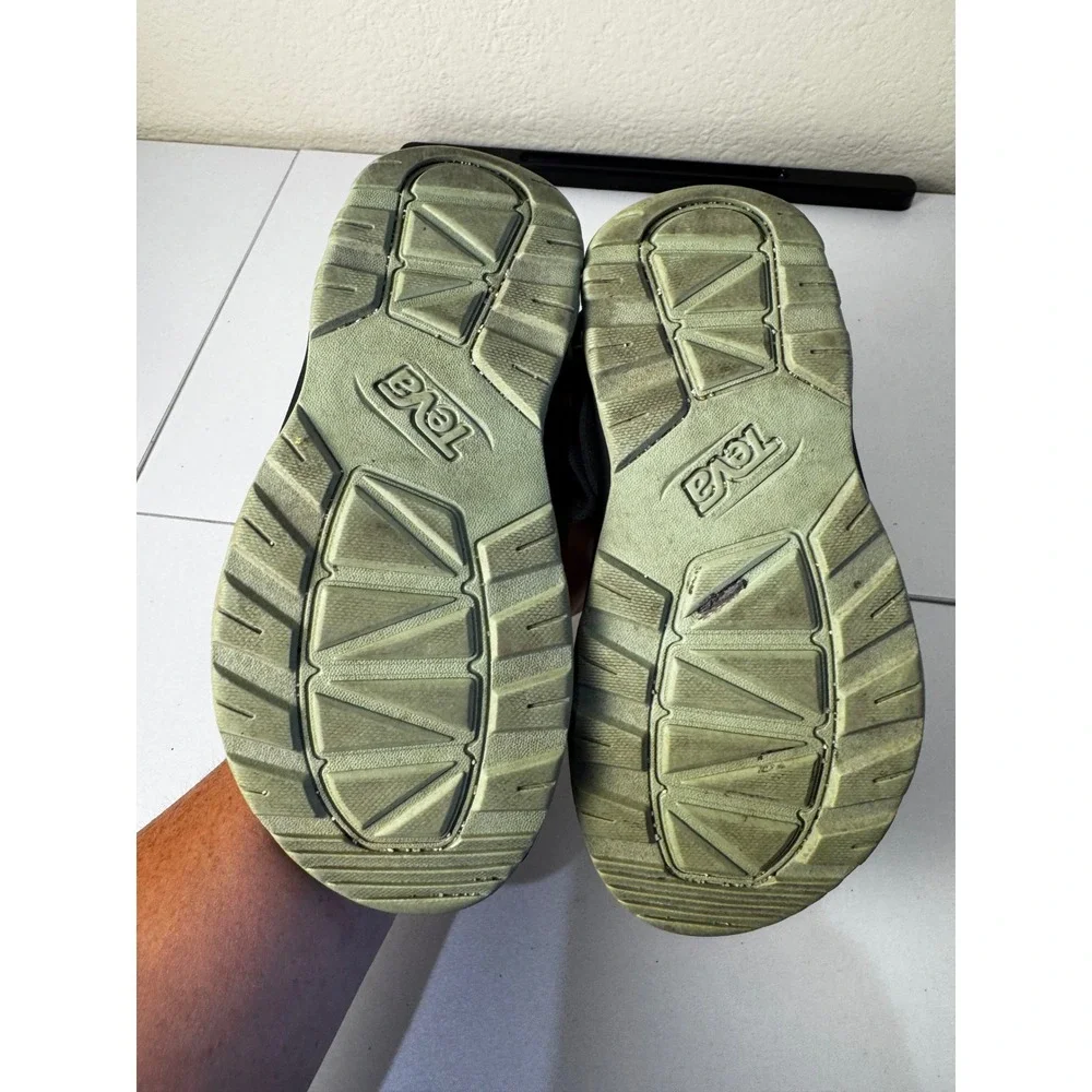 Teva Hurricane XLT2 Kids Size 1 Multi Color Strap Athletic‎ Outdoor Sandals